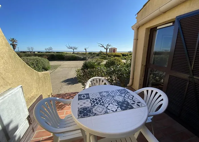T2 Front De Avec Terrasse A Port - 4 Couchages, Parking Prive, A Pieds - Fr-1-81-515 *